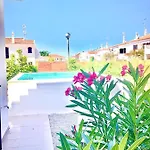 Lp Sunny House Holiday home *